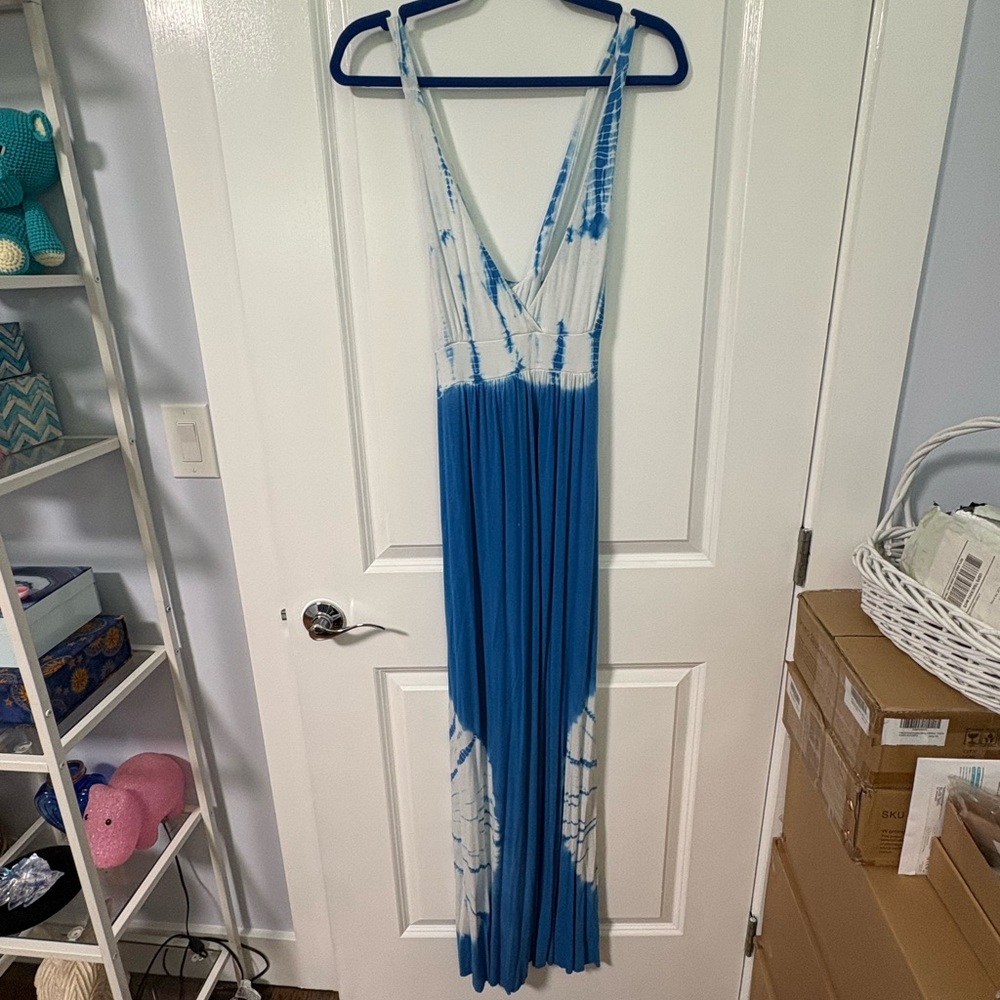 Elan Blue and White Paterned Dress